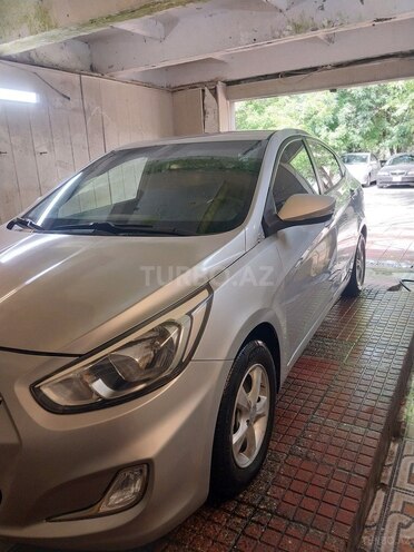 Hyundai Accent 2011, 234,000 km - 1.4 l - Bakı