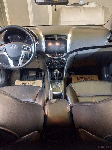 Hyundai Accent 2011, 234,000 km - 1.4 l - Bakı