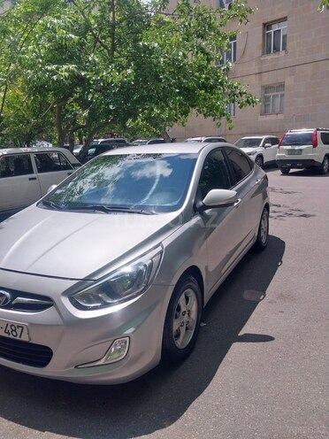 Hyundai Accent 2011, 234,000 km - 1.4 l - Bakı