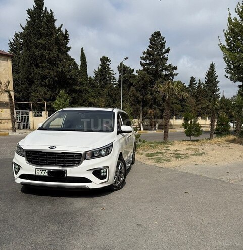 Kia Carnival-6