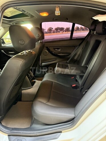 BMW 320-7