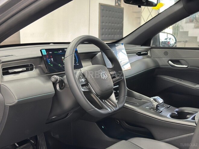 BYD Qin Plus-8
