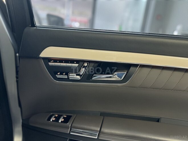 Mercedes S 500-13