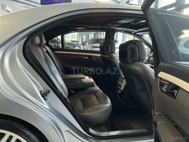 Mercedes S 500-12