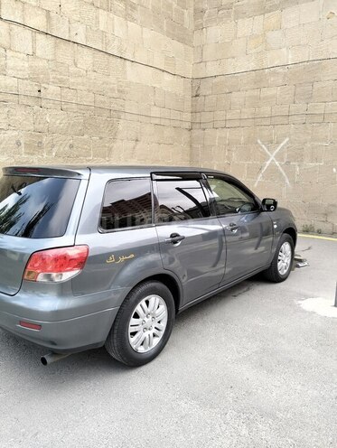 Mitsubishi Airtrek 2002, 211,000 km - 2.4 l - Xırdalan