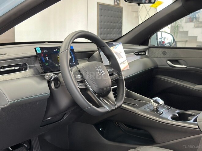 BYD Qin Plus-8