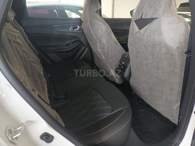 Changan Qiyuan Q05-6