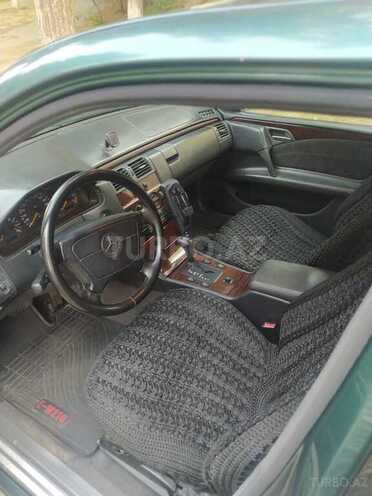 Mercedes E 230 1996, 325,000 km - 2.3 л - Bakı
