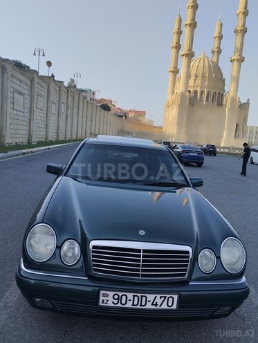 Mercedes E 230 1996, 325,000 km - 2.3 л - Bakı