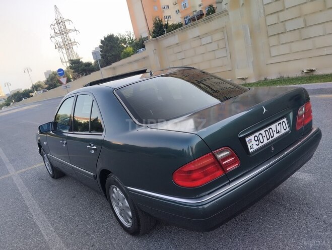Mercedes E 230 1996, 325,000 km - 2.3 л - Bakı
