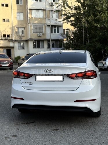 Hyundai Elantra 2017, 98,000 km - 2.0 л - Bakı