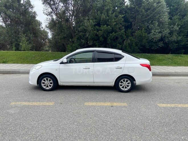 Nissan Sunny-3