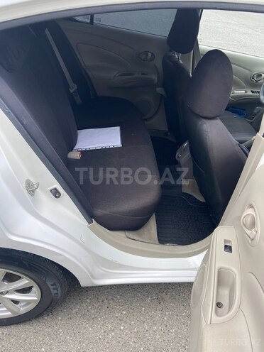 Nissan Sunny-7
