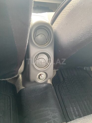 Nissan Sunny-8