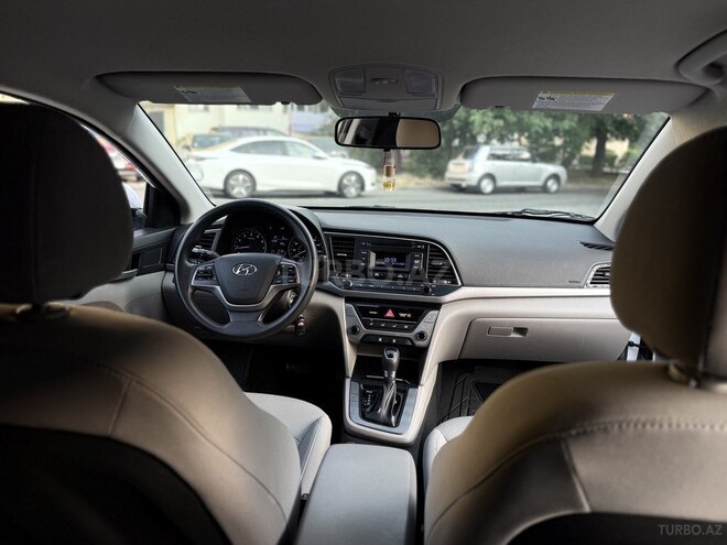 Hyundai Elantra 2017, 98,000 km - 2.0 л - Bakı