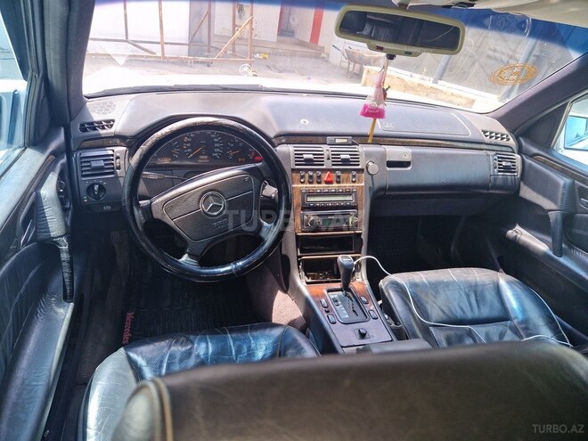 Mercedes E 230 1995, 927,000 km - 2.3 л - Bakı