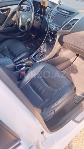 Hyundai Elantra 2015, 167,832 km - 1.8 l - Bakı