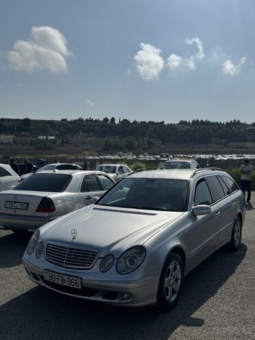 Mercedes E 220 d 2005, 325,000 km - 2.2 л - Bakı