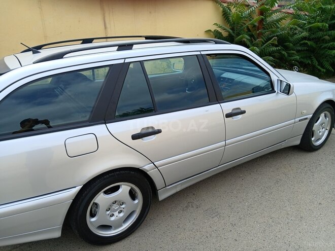 Mercedes C 200 2000, 500,000 km - 2.0 l - Bakı