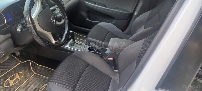 Hyundai i30 2011, 306,755 km - 1.6 l - Yevlax