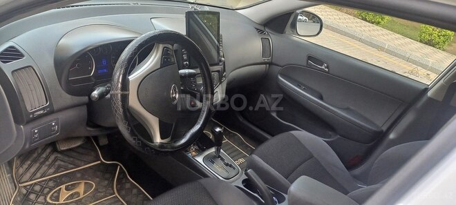 Hyundai i30 2011, 306,755 km - 1.6 l - Yevlax