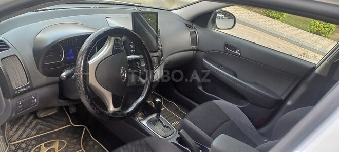 Hyundai i30 2011, 306,755 km - 1.6 l - Yevlax