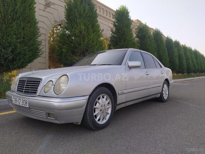 Mercedes E 200 1996, 490,000 km - 2.0 l - Gəncə