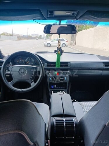 Mercedes E 200 1994, 382,552 km - 2.0 l - Bakı
