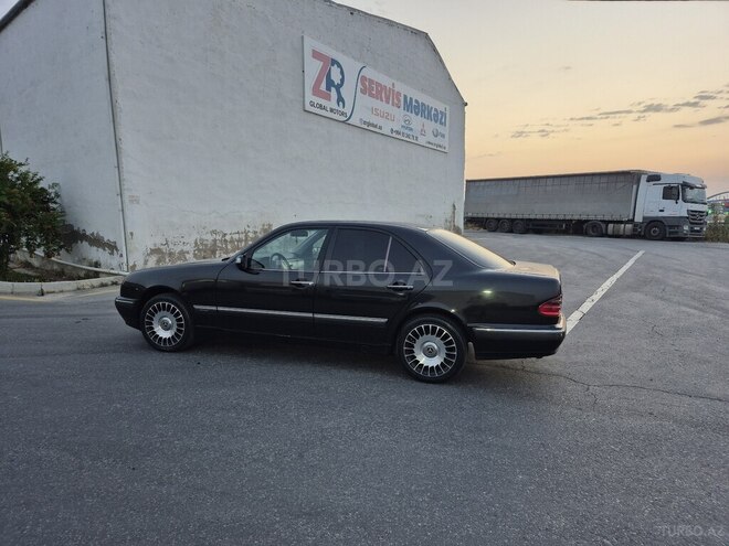 Mercedes E 220 d 2000, 407,694 km - 2.2 l - İmişli
