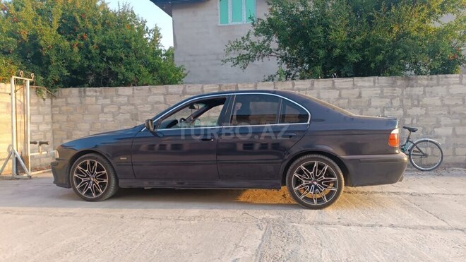 BMW 535 2000, 238,000 km - 3.5 l - Salyan