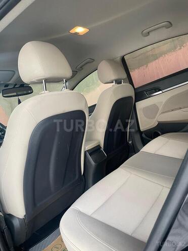 Hyundai Elantra 2017, 152,888 km - 2.0 л - Bakı