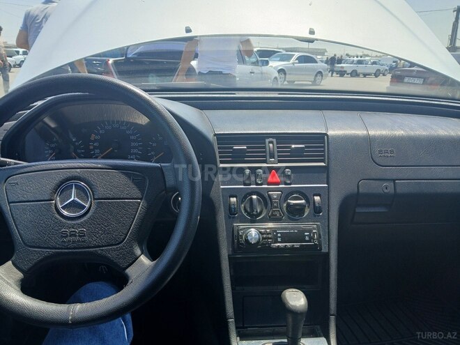 Mercedes C 200 2000, 500,000 km - 2.0 l - Bakı
