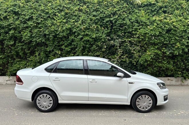 Volkswagen Polo 2018, 110,000 km - 1.6 л - Bakı