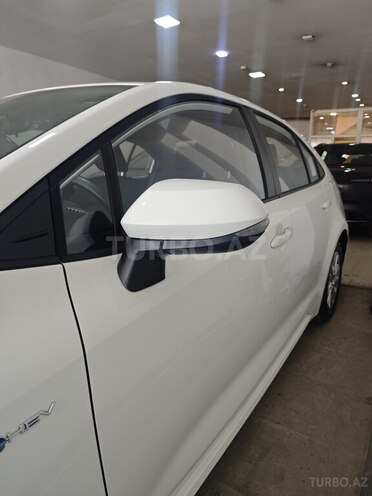 Toyota Corolla-11