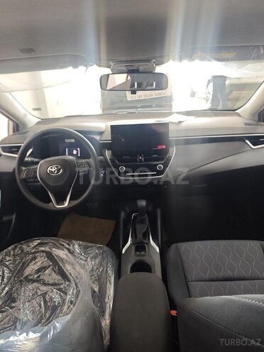 Toyota Corolla-6