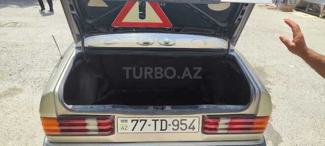 Mercedes 190 1990, 300,000 km - 2.0 l - Bakı