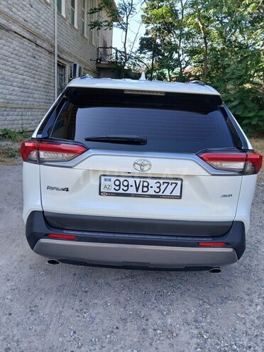 Toyota RAV4 2019, 102,356 km - 2.0 l - Bakı