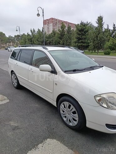 Toyota Corolla 2006, 170,000 km - 1.4 l - Bakı