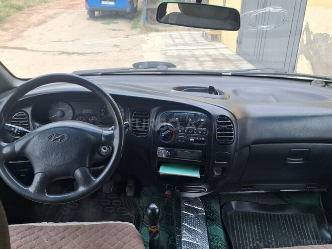 Hyundai H-1 2005, 110,000 km - 2.5 l - Bakı