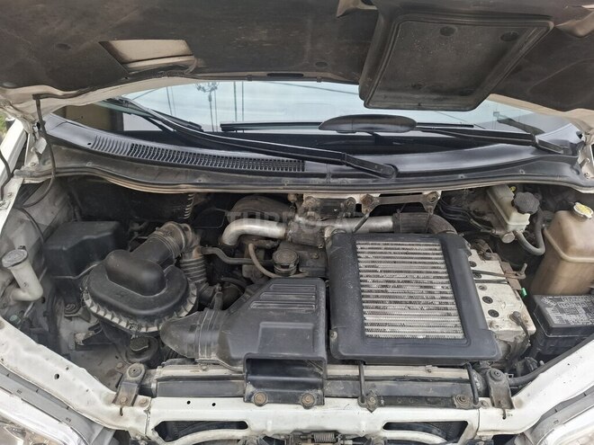 Hyundai H-1 2005, 110,000 km - 2.5 l - Bakı