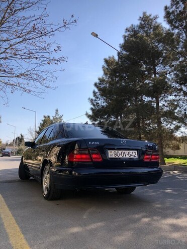 Mercedes E 220 d 1999, 308,000 km - 2.2 l - Bakı