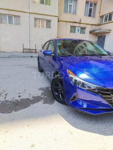 Hyundai Elantra-3