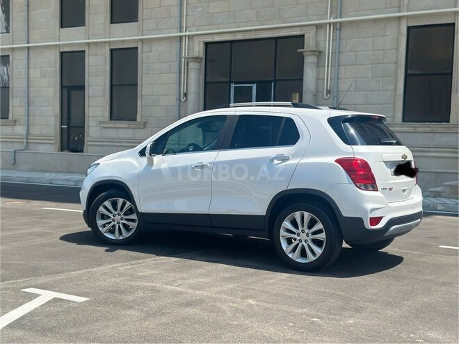 Chevrolet Trax-11