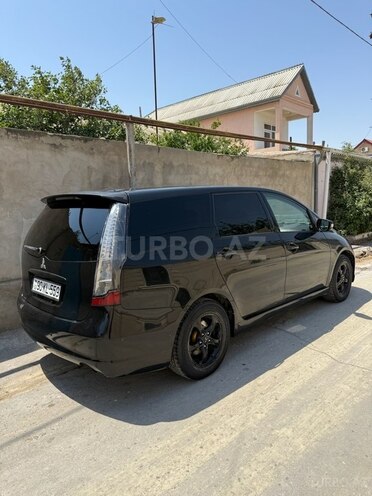 Mitsubishi Grandis 2003, 226,000 km - 2.4 л - Bakı