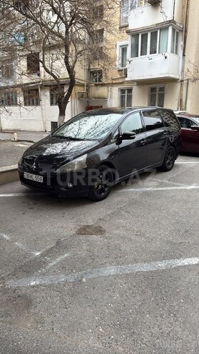 Mitsubishi Grandis 2003, 226,000 km - 2.4 л - Bakı