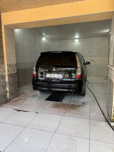 Mitsubishi Grandis 2003, 226,000 km - 2.4 л - Bakı