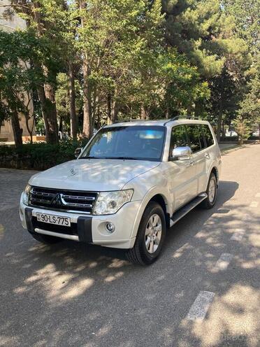 Mitsubishi Pajero 2010, 177,000 km - 3.5 l - Bakı