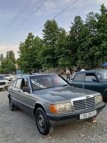 Mercedes 190 1988, 542,843 km - 2.5 l - Bərdə