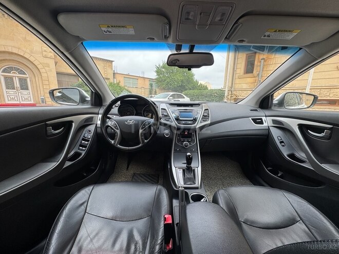 Hyundai Elantra 2015, 150,000 km - 1.8 l - Bakı