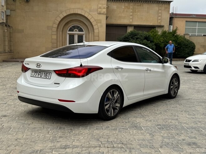 Hyundai Elantra 2015, 150,000 km - 1.8 l - Bakı